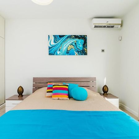 Beachcove Apartment 9 In Pereybere Pereybere Beach Dış mekan fotoğraf