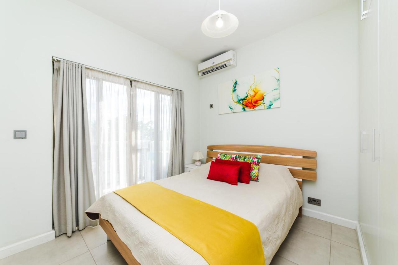Beachcove Apartment 9 In Pereybere Pereybere Beach Dış mekan fotoğraf