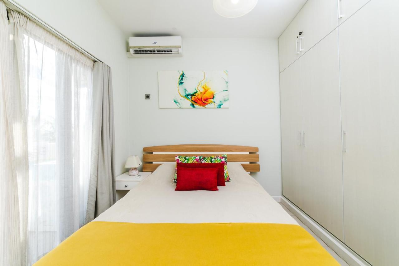 Beachcove Apartment 9 In Pereybere Pereybere Beach Dış mekan fotoğraf