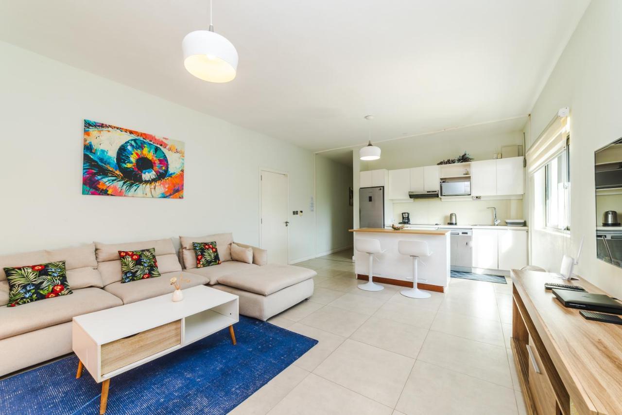 Beachcove Apartment 9 In Pereybere Pereybere Beach Dış mekan fotoğraf